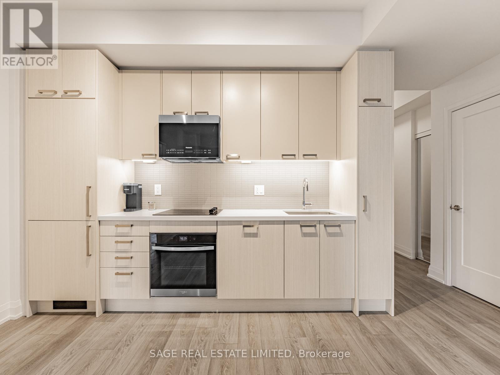911 - 20 Soudan Avenue, Toronto, ON - Indoor Photo Showing Kitchen