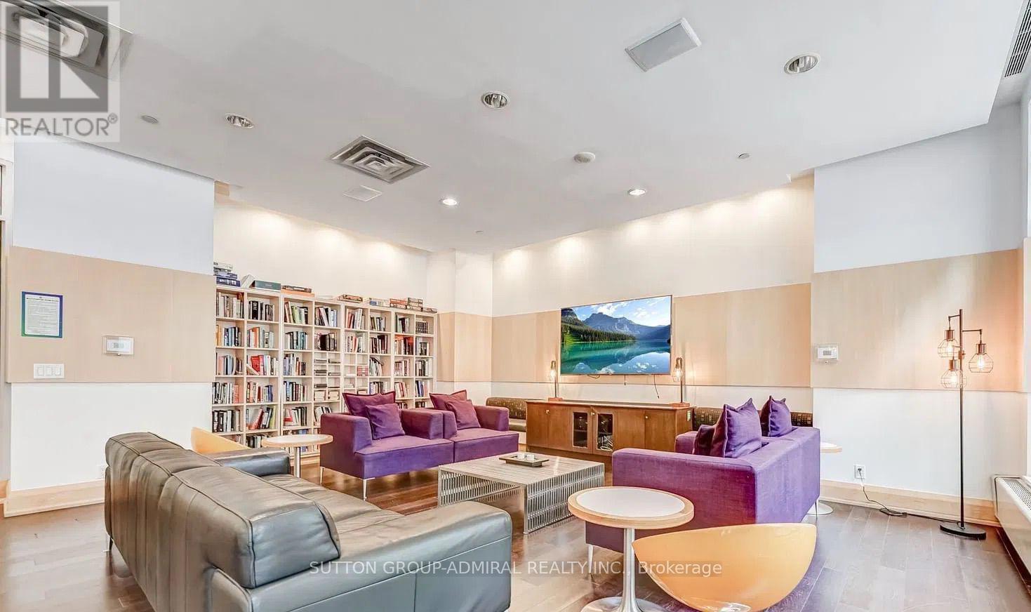 1405 - 600 Fleet Street, Toronto, ON - Indoor