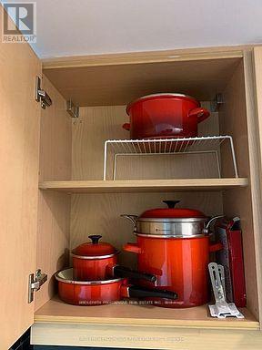 103 - 19 Avondale Avenue, Toronto, ON - Indoor With Storage