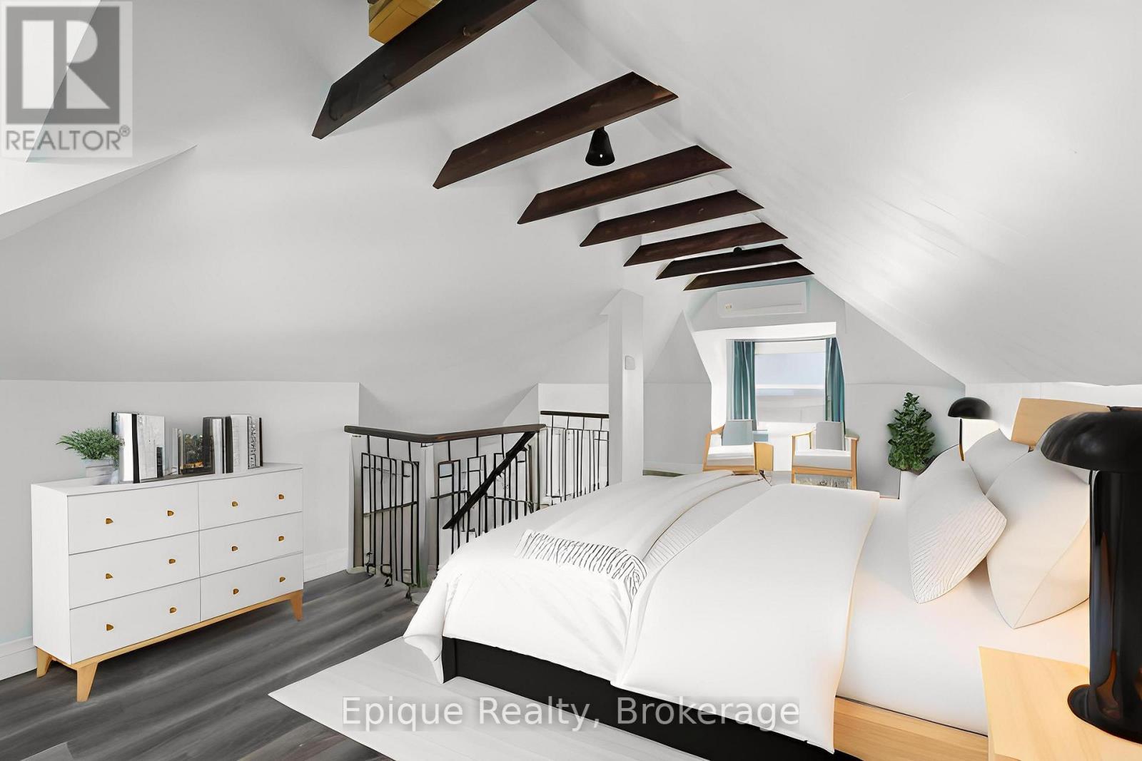 Virtually staged 3rd floor bedroom - 67 Kensington Avenue S, Hamilton, ON - Indoor Photo Showing Bedroom