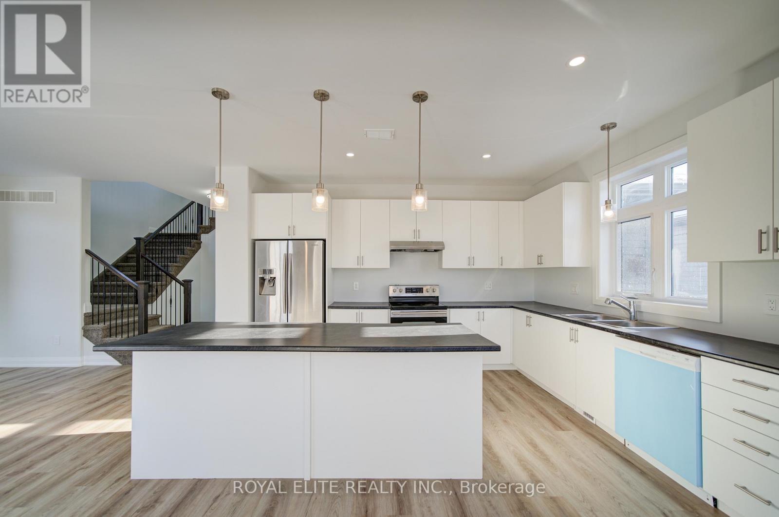 13 Lillys Court, Cramahe, ON - Indoor Photo Showing Kitchen With Double Sink With Upgraded Kitchen