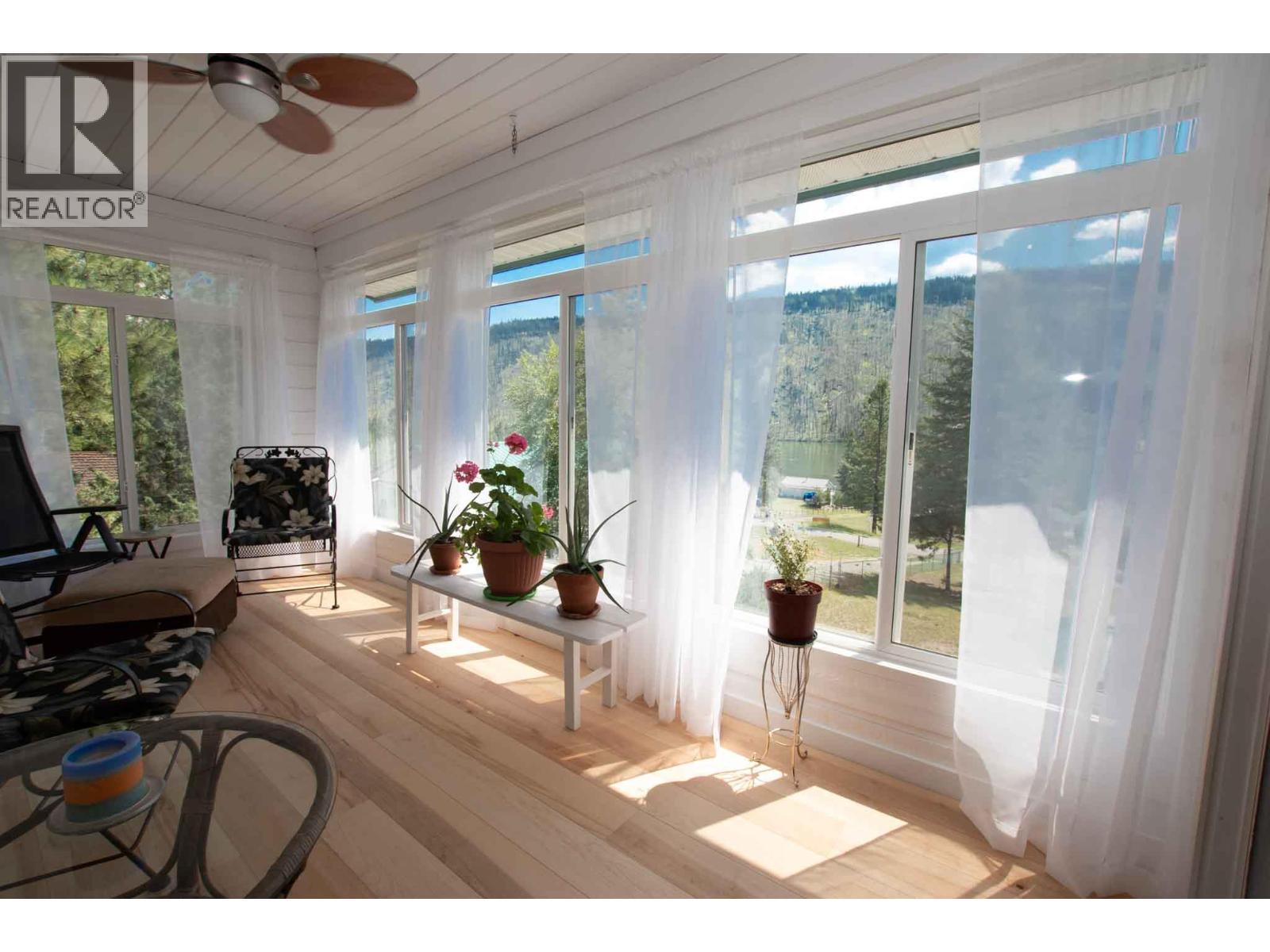 3022 Loon Lake Road, Loon Lake, BC -