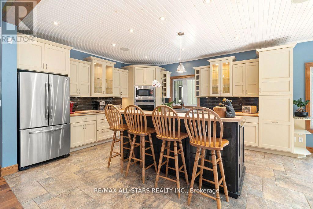 8 Harmonious Drive, Kawartha Lakes (Somerville), ON - Indoor