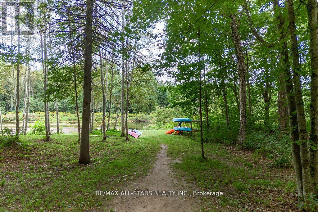 8 Harmonious Drive, Kawartha Lakes (Somerville), ON - Outdoor