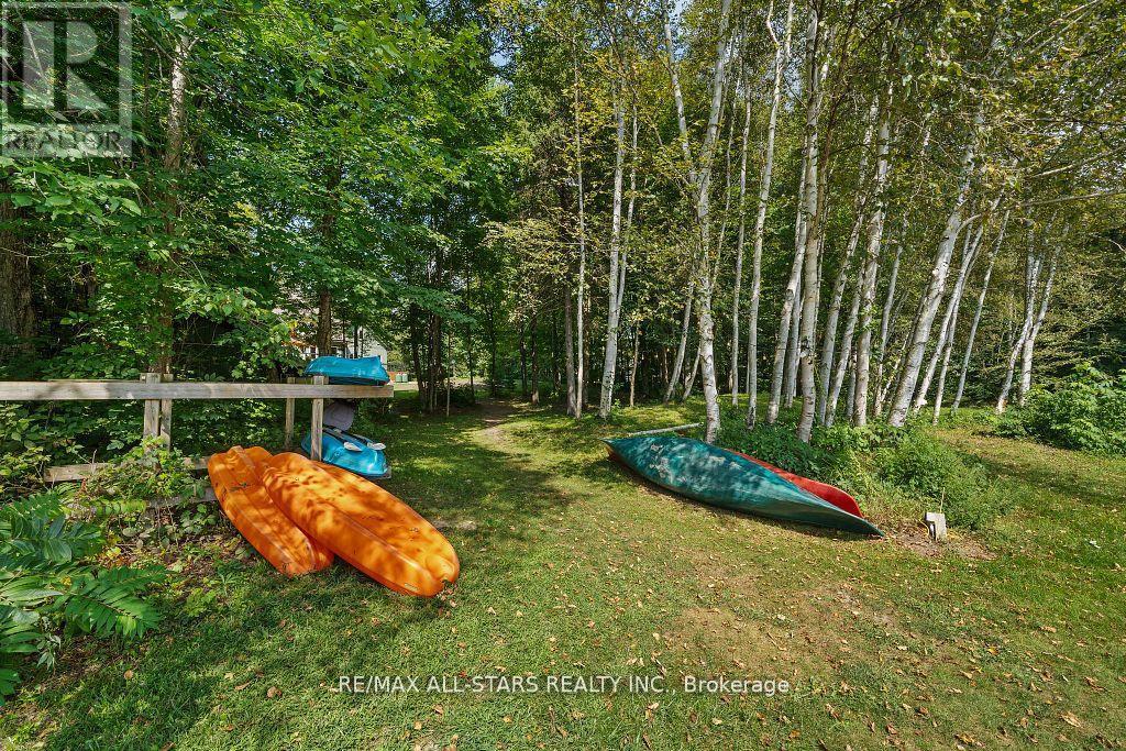 8 Harmonious Drive, Kawartha Lakes (Somerville), ON - Outdoor