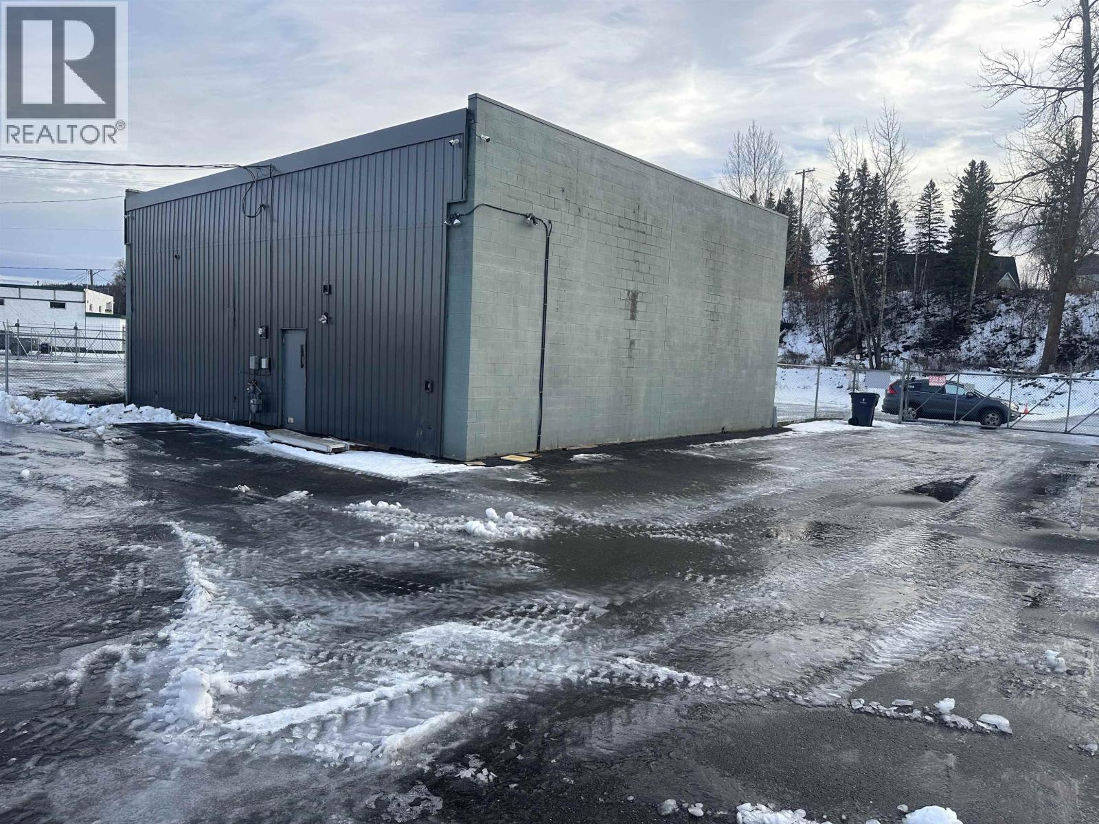 938-970 Lower Patricia Boulevard, Prince George, BC