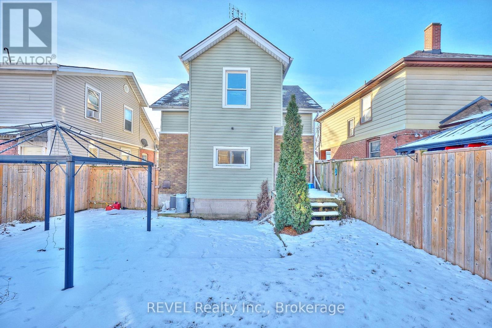 5113 Willmott Street, Niagara Falls (Cherrywood), ON - Outdoor With Exterior