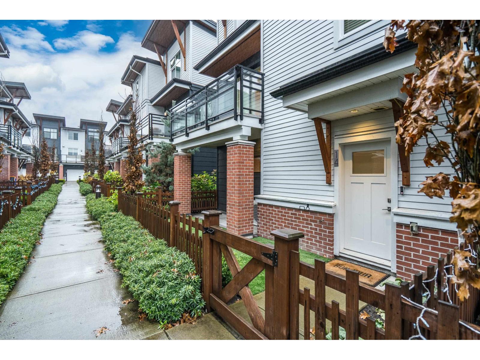 14 22128 48A Avenue, Langley, BC - Outdoor