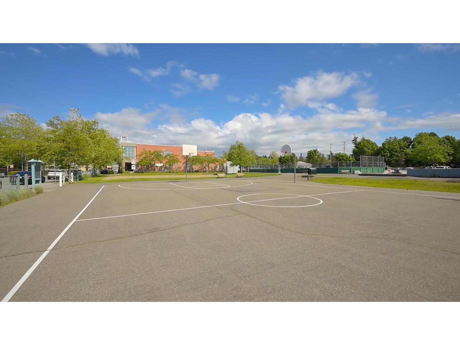 14 22128 48A Avenue, Langley, BC - Outdoor With View