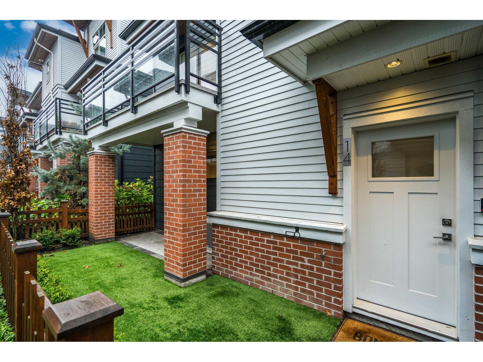 14 22128 48A Avenue, Langley, BC - Outdoor