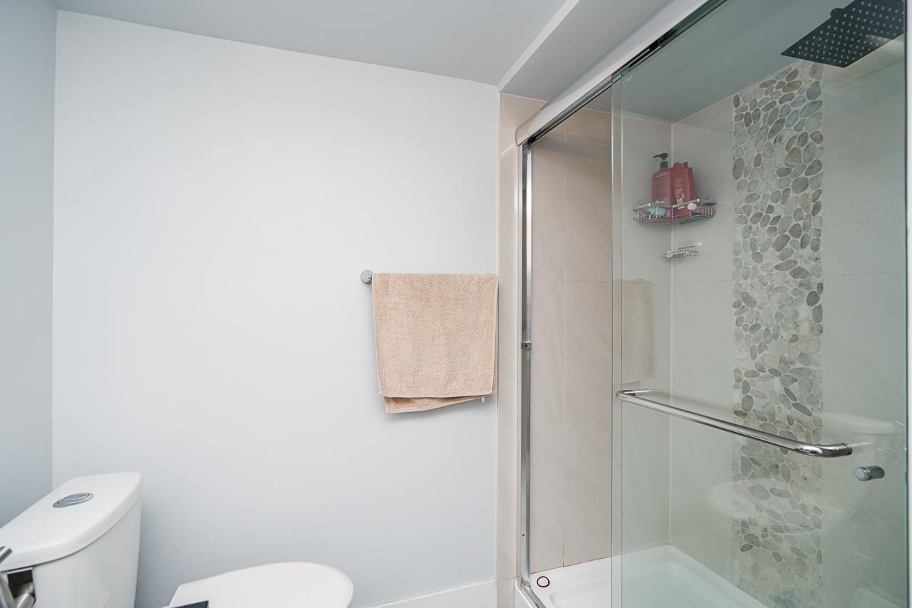 612 11901 89A Avenue, Delta, BC - Indoor Photo Showing Bathroom