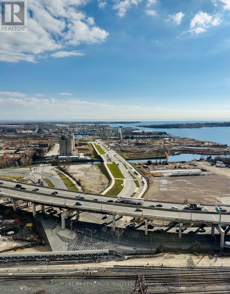 View from balcony looking south - 2408 - 390 Cherry Street, Toronto, ON - Outdoor With View