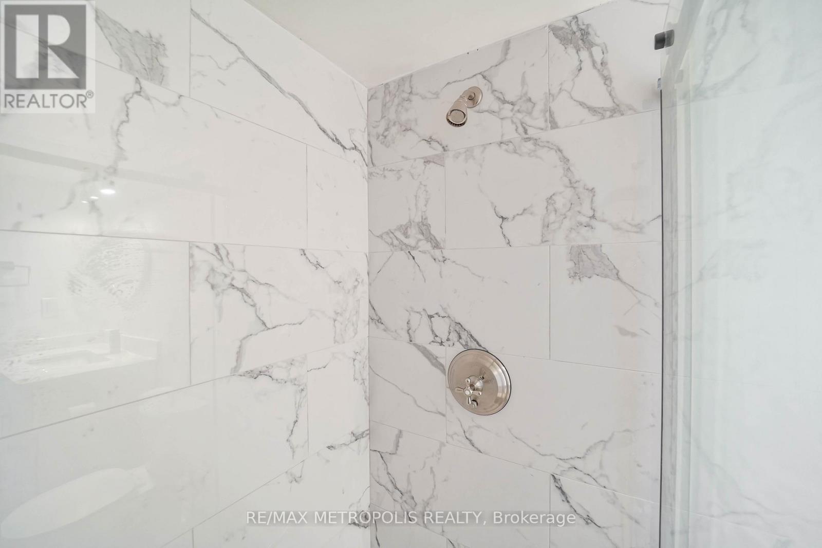 2908 - 1001 Bay Street, Toronto, ON -