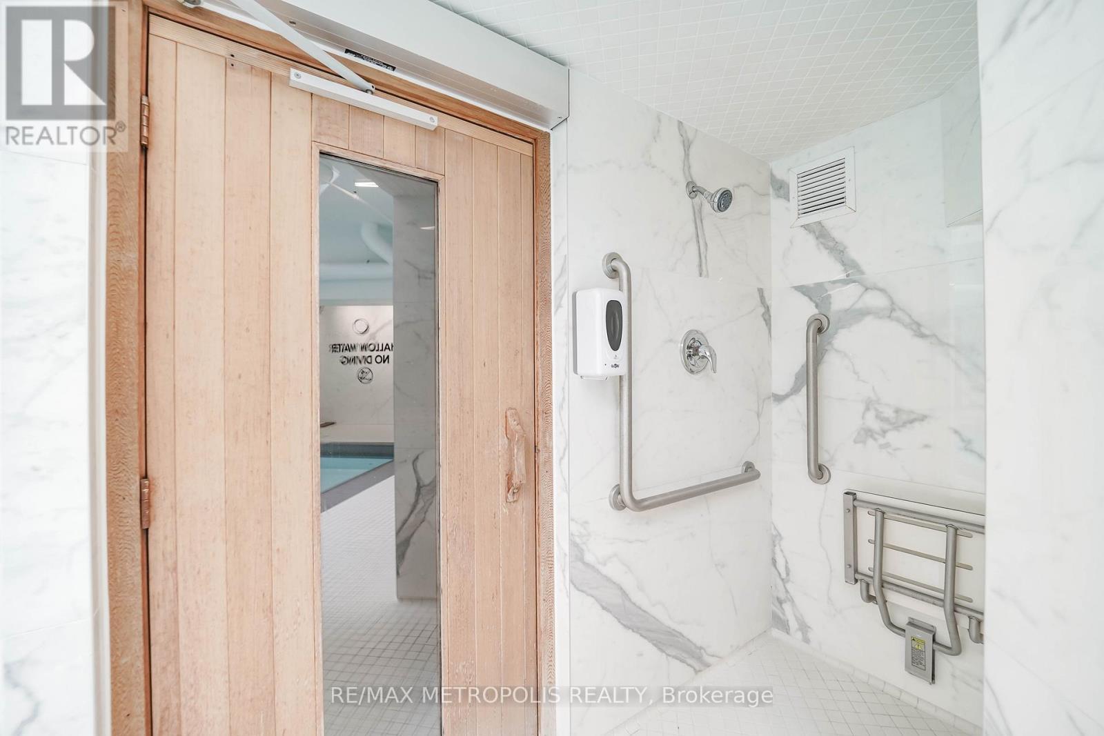 2908 - 1001 Bay Street, Toronto, ON - Photo Showing Bathroom