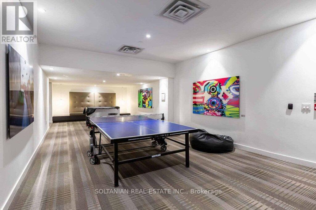 323 - 55 Regent Park Boulevard, Toronto, ON - Indoor Photo Showing Other Room