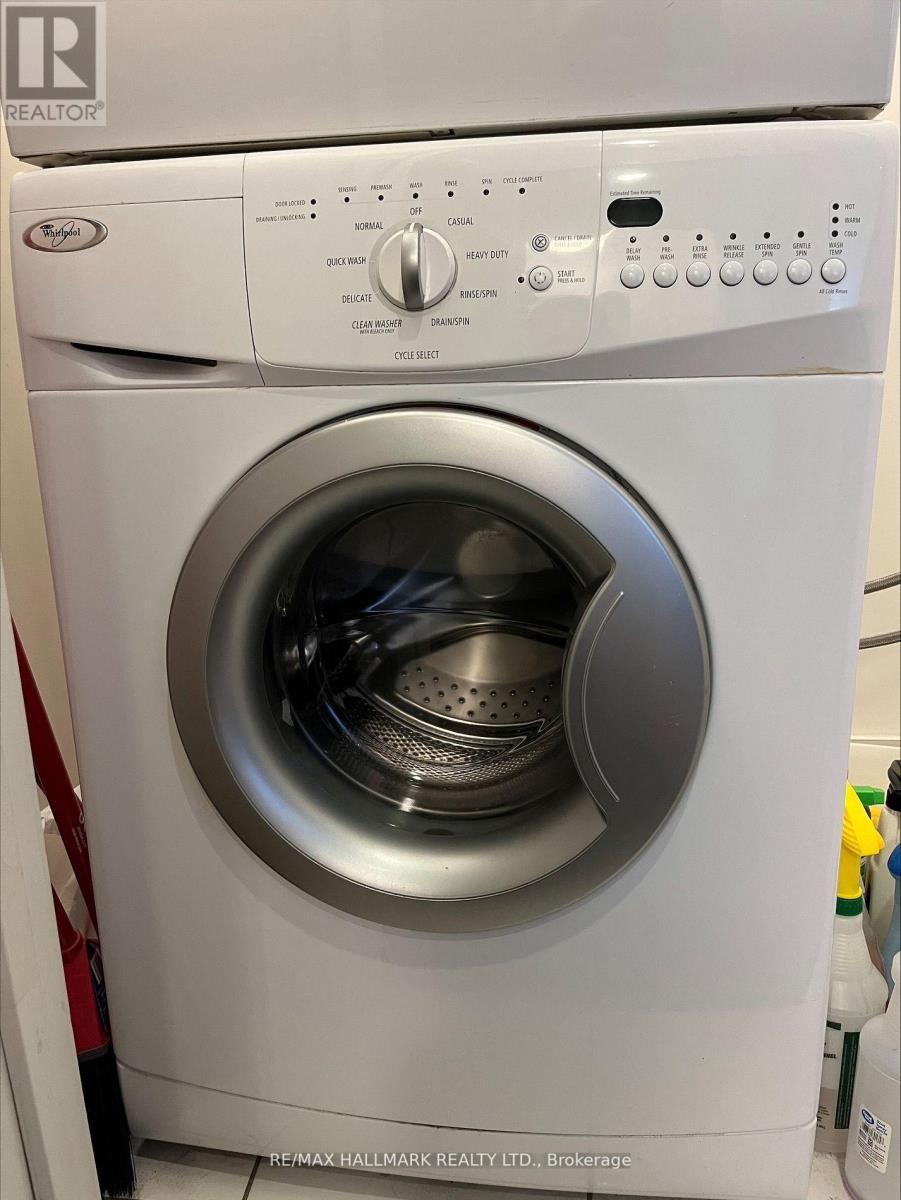 2201 - 170 Sumach Street, Toronto, ON - Indoor Photo Showing Laundry Room