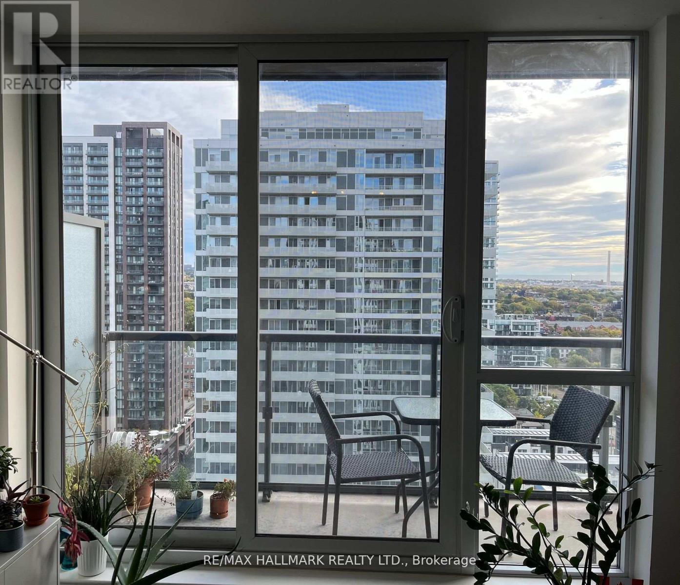 2201 - 170 Sumach Street, Toronto, ON - Indoor Photo Showing Other Room