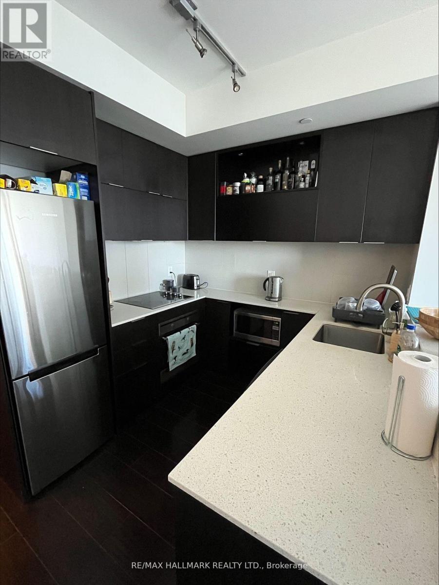 2201 - 170 Sumach Street, Toronto, ON - Indoor Photo Showing Kitchen With Upgraded Kitchen