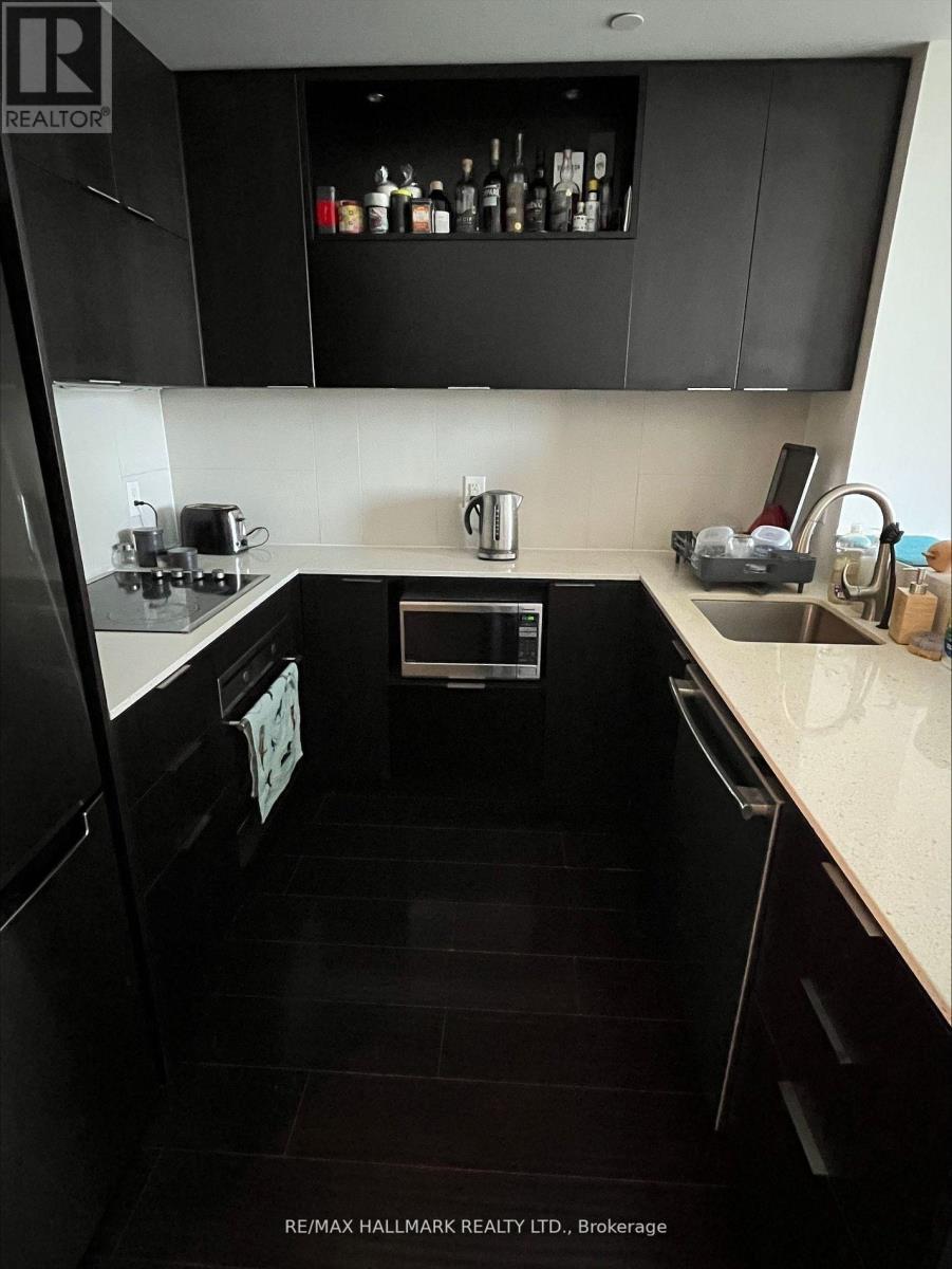 2201 - 170 Sumach Street, Toronto, ON - Indoor Photo Showing Kitchen With Upgraded Kitchen