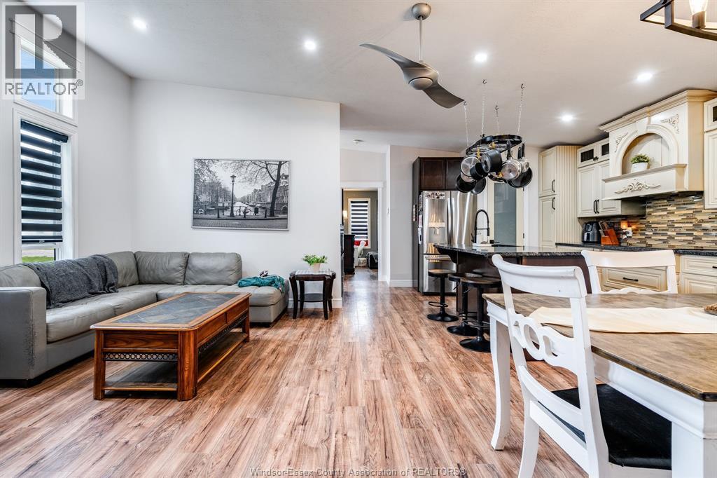 127 William Street, Merlin, ON - Indoor