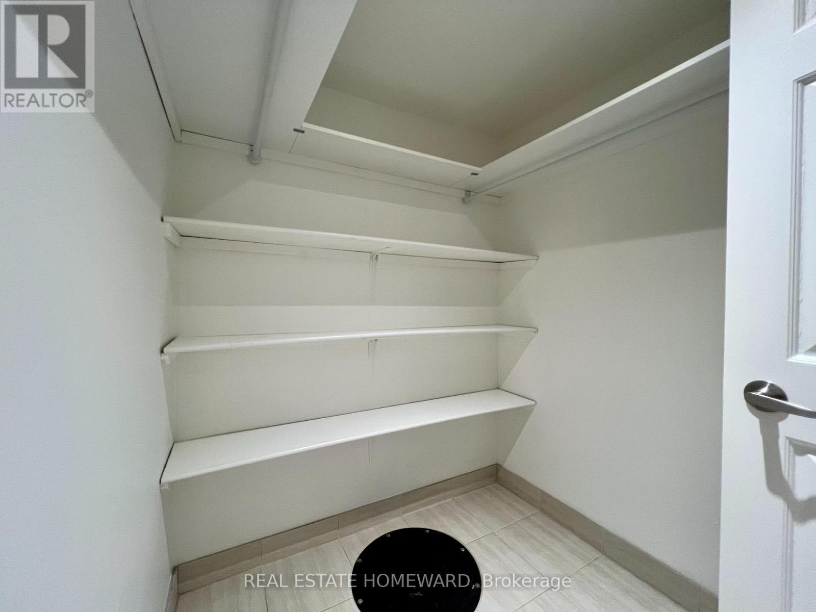 Lower - 220 Pape Avenue, Toronto, ON - Indoor With Storage