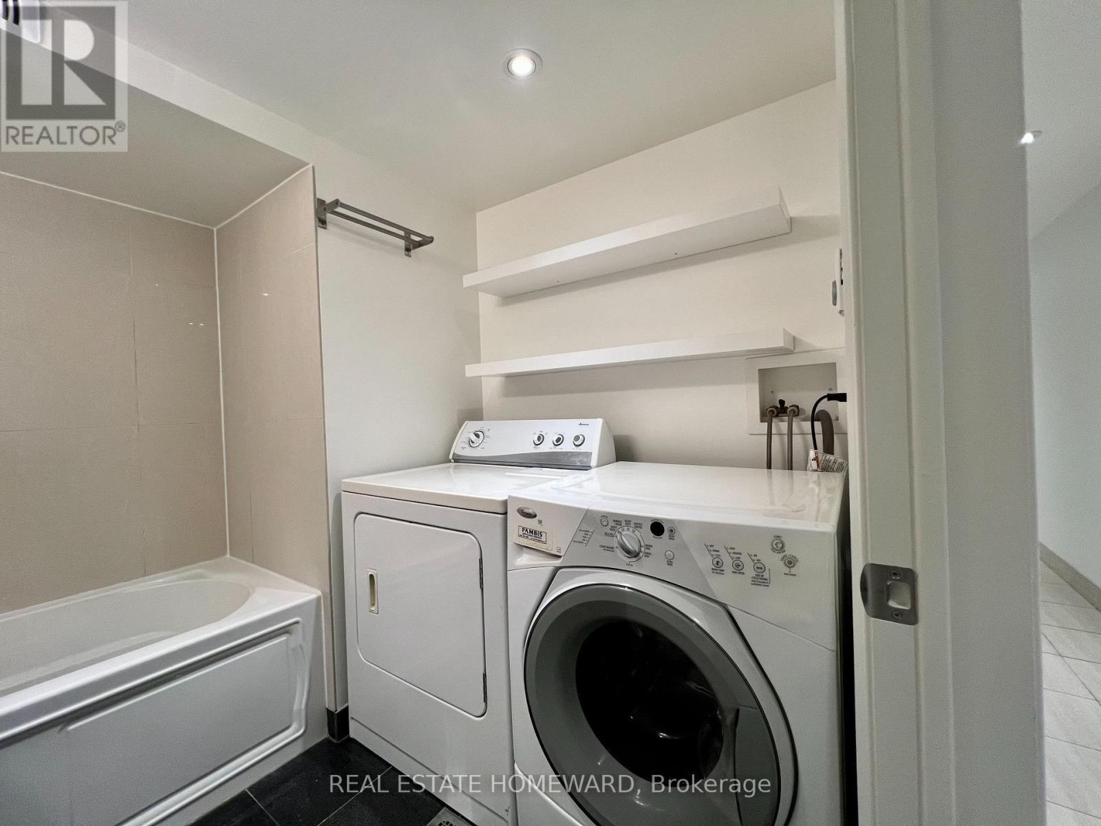 Lower - 220 Pape Avenue, Toronto, ON - Indoor Photo Showing Laundry Room