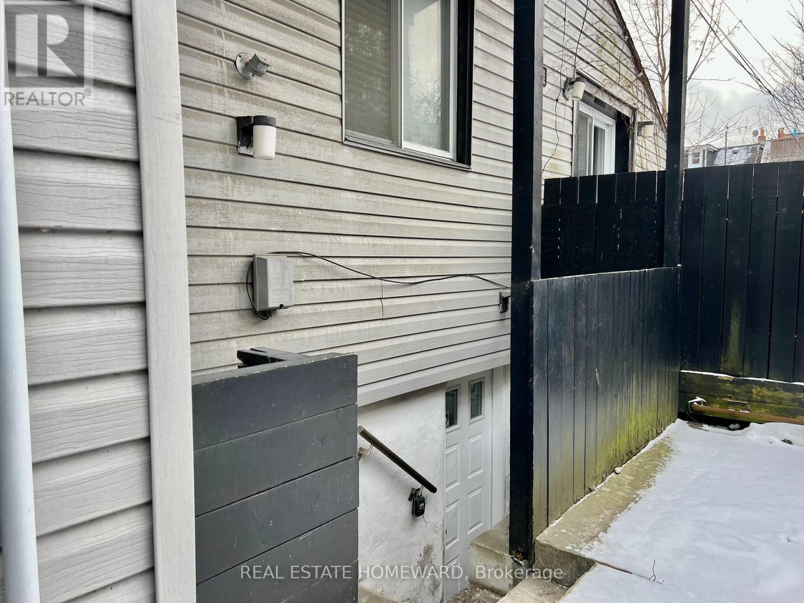 Lower - 220 Pape Avenue, Toronto, ON - Outdoor With Exterior