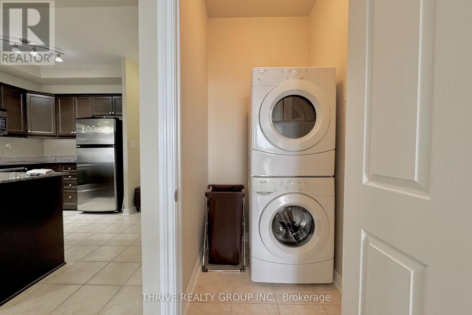 1206 - 1030 Coronation Drive, London North (North I), ON - Indoor Photo Showing Laundry Room