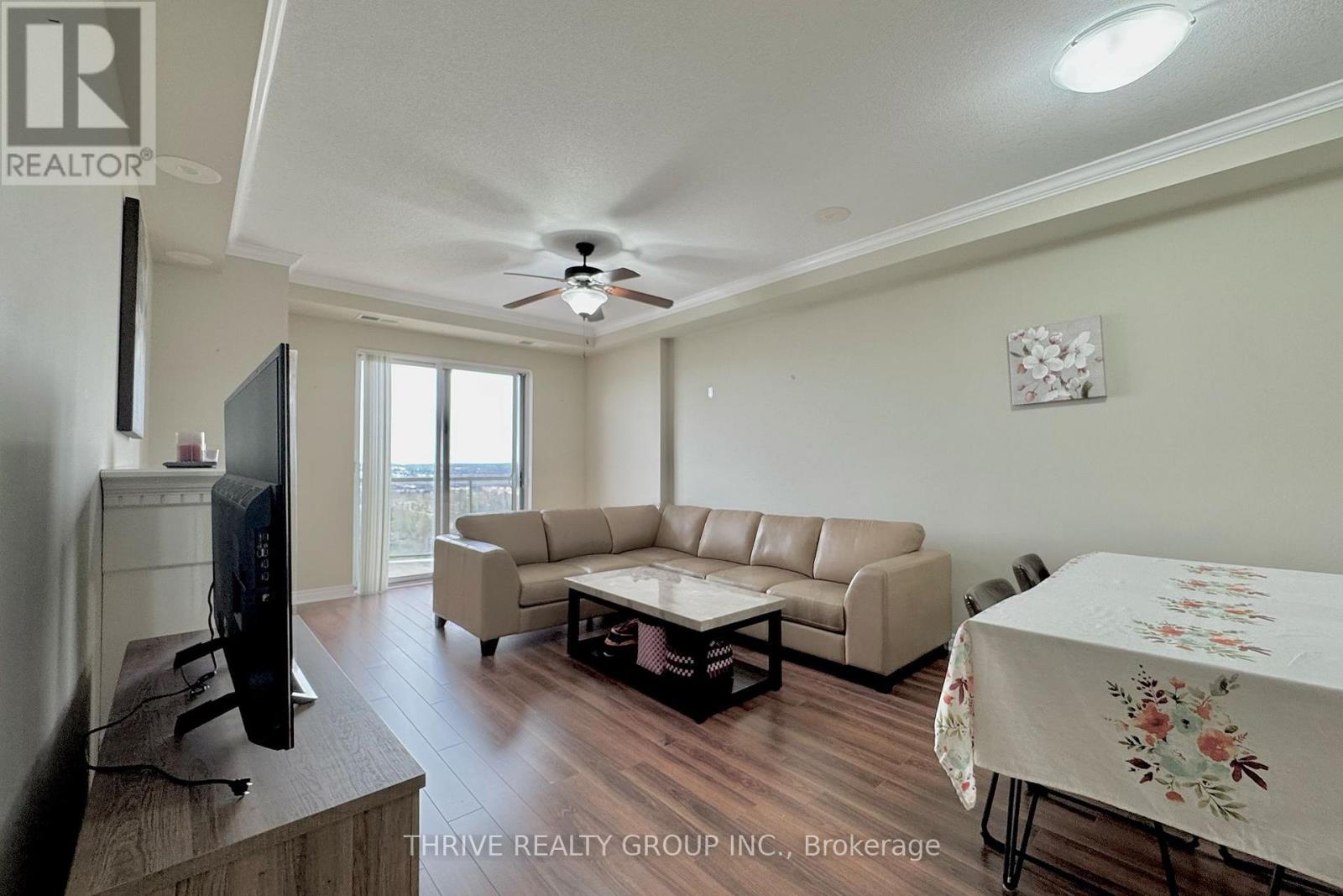 1206 - 1030 Coronation Drive, London North (North I), ON - Indoor Photo Showing Living Room