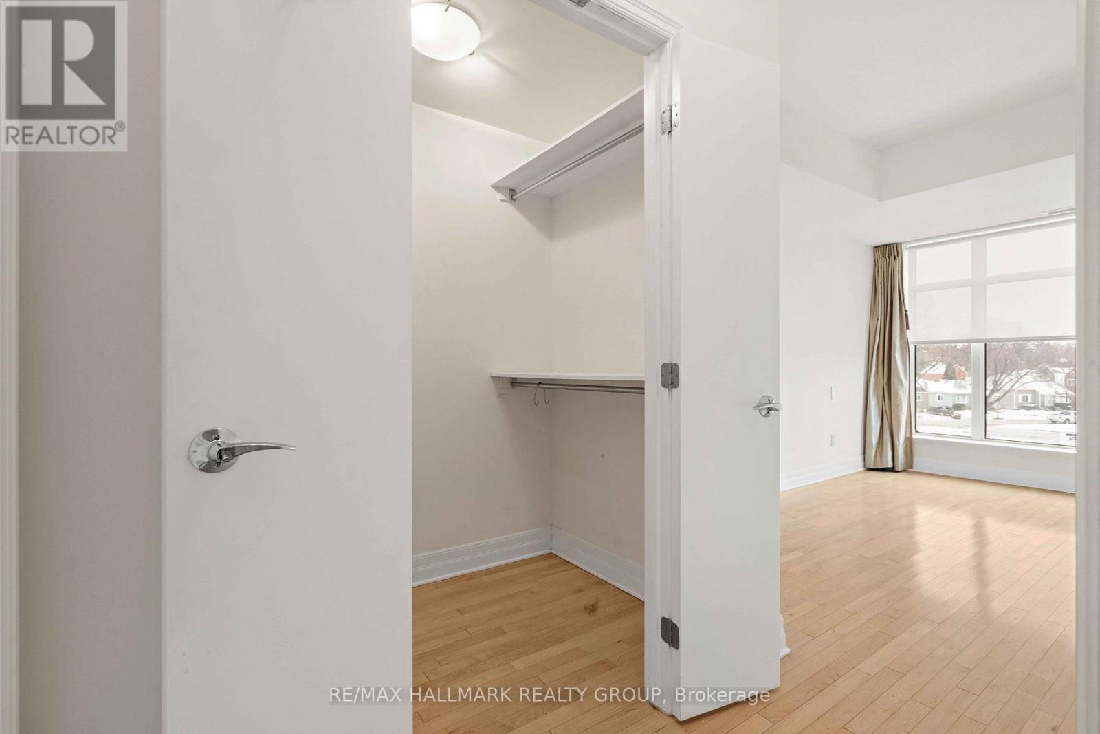 302 - 75 Cleary Avenue, Ottawa, ON - Indoor