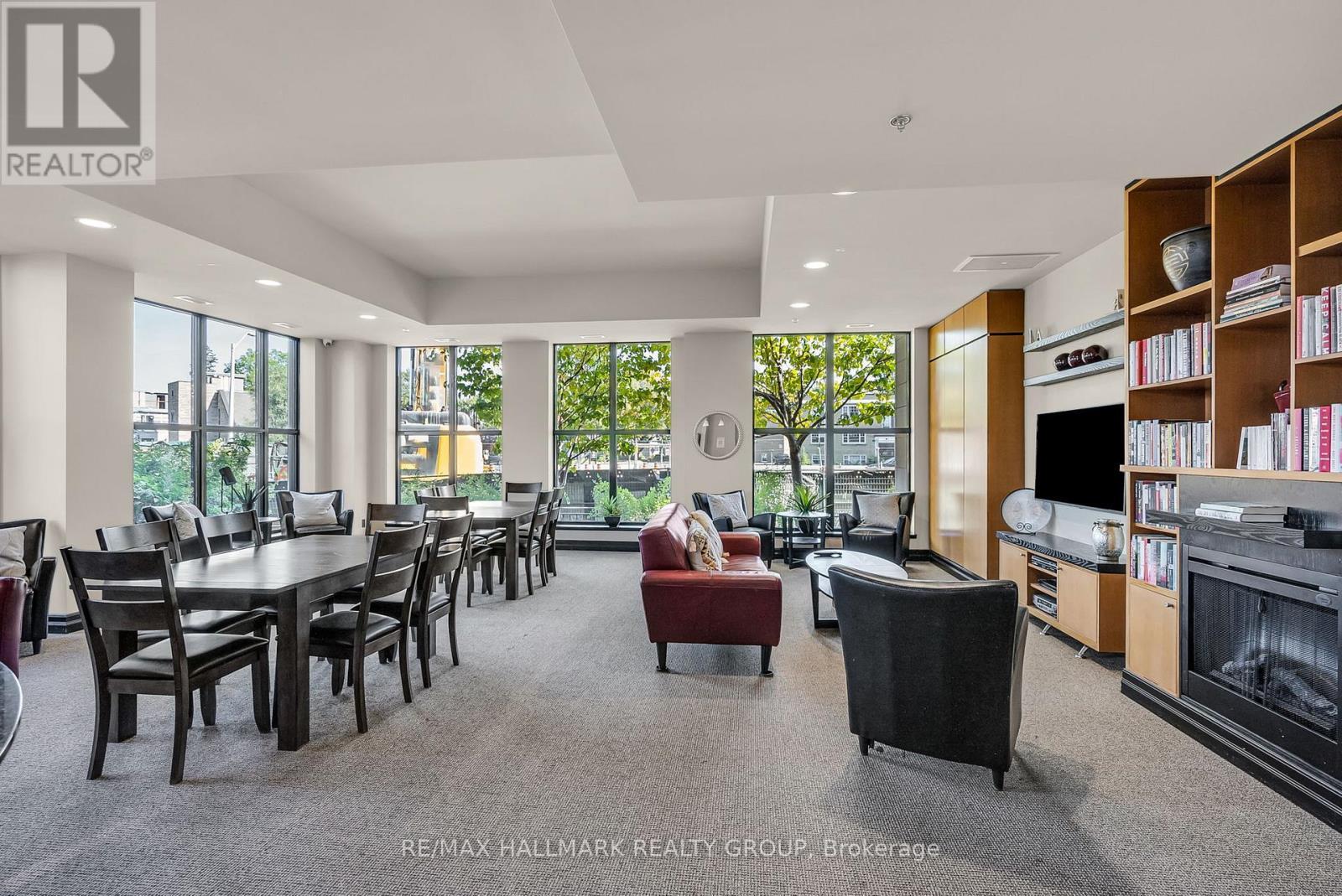 302 - 75 Cleary Avenue, Ottawa, ON - Indoor Photo Showing Other Room