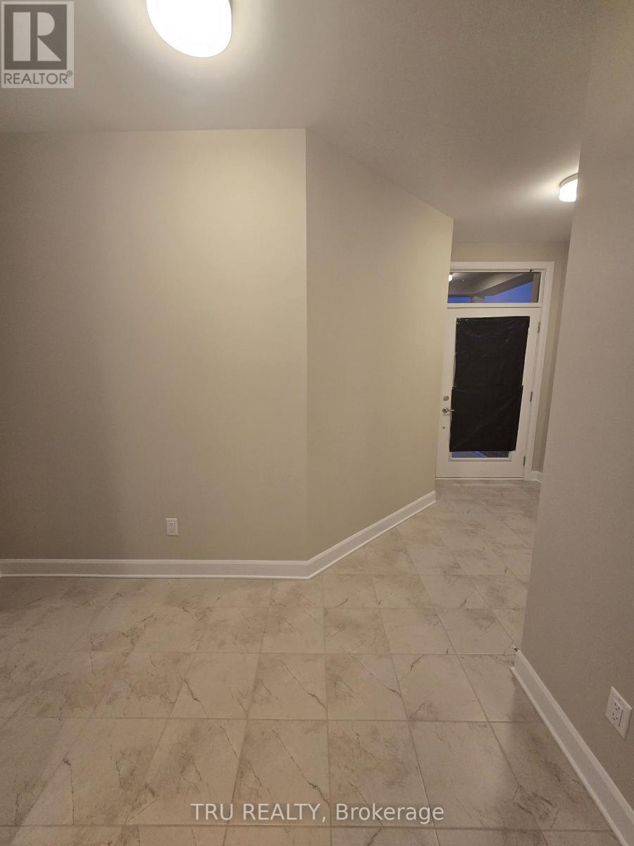 1608 Quarry Street, Russell, ON - Indoor Photo Showing Other Room