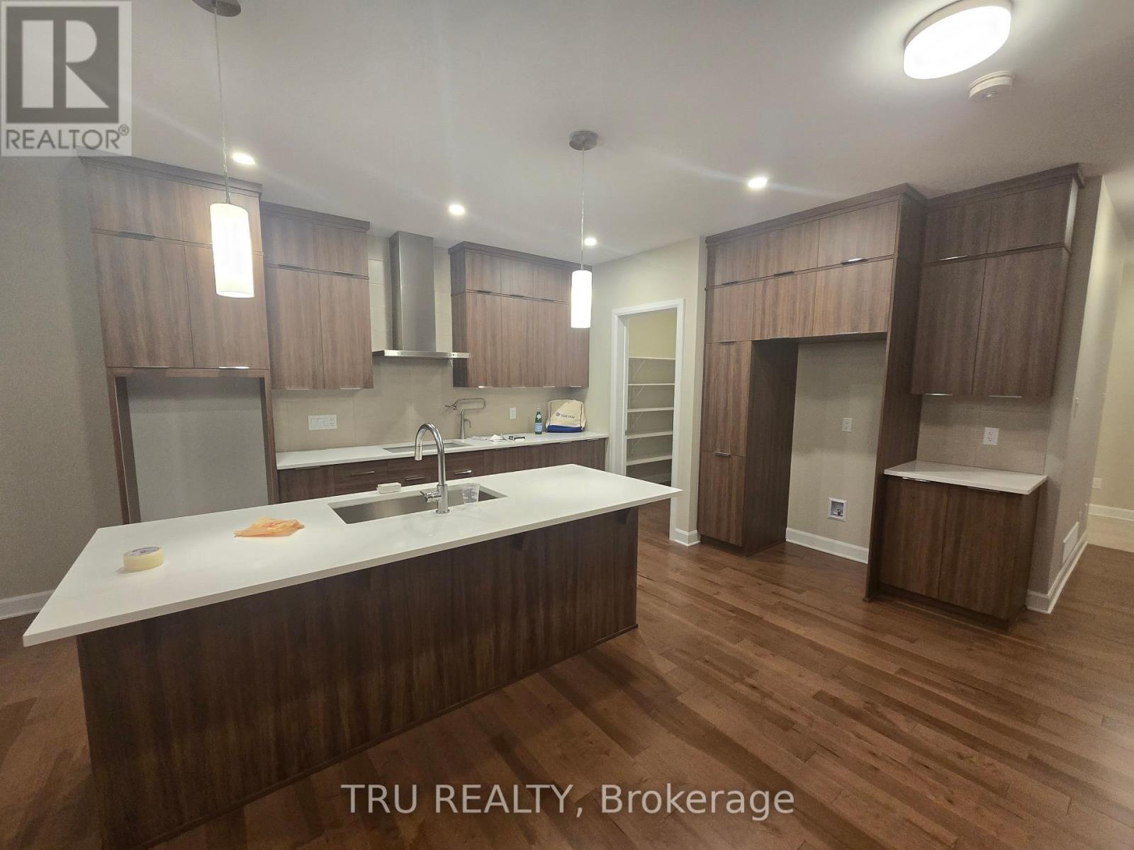 1608 Quarry Street, Russell, ON - Indoor Photo Showing Kitchen With Double Sink