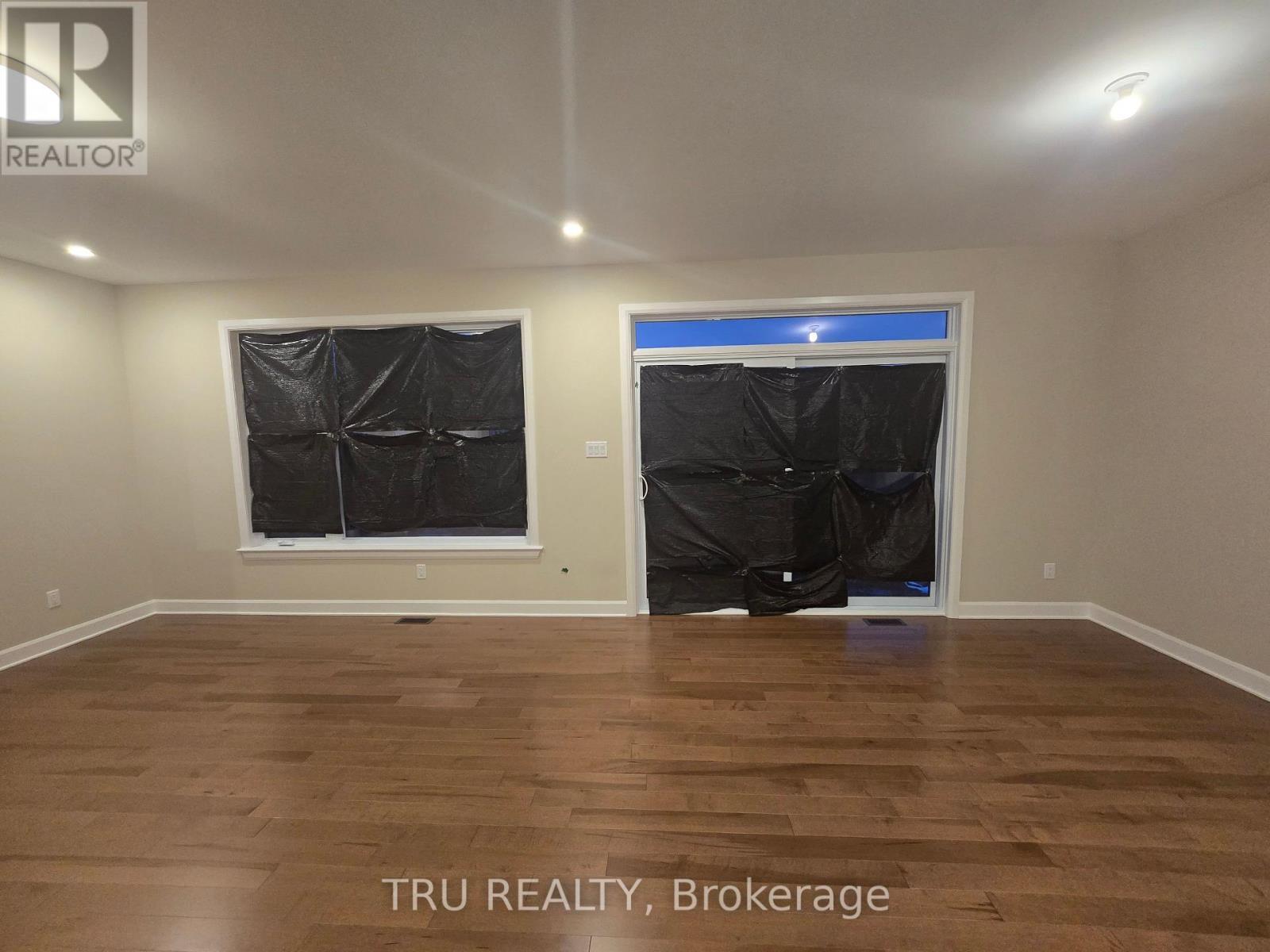 1608 Quarry Street, Russell, ON - Indoor Photo Showing Other Room