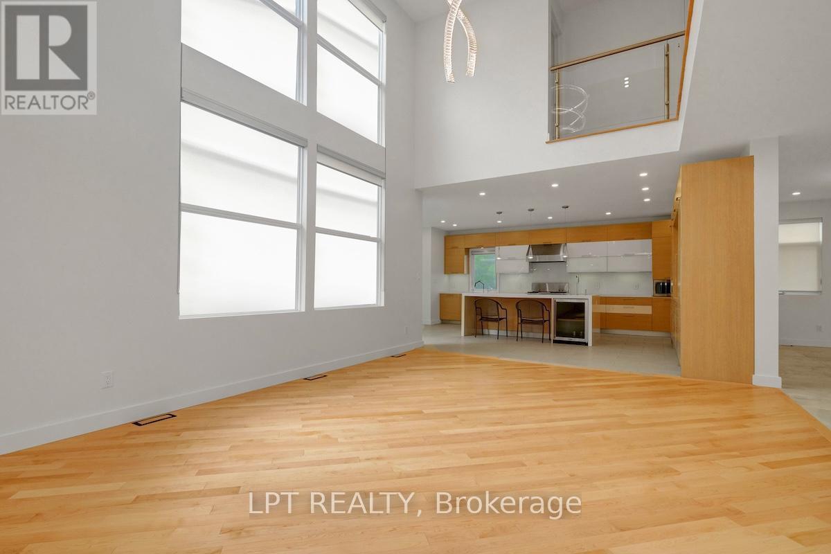 298 Crestview Road, Ottawa, ON - Indoor Photo Showing Other Room