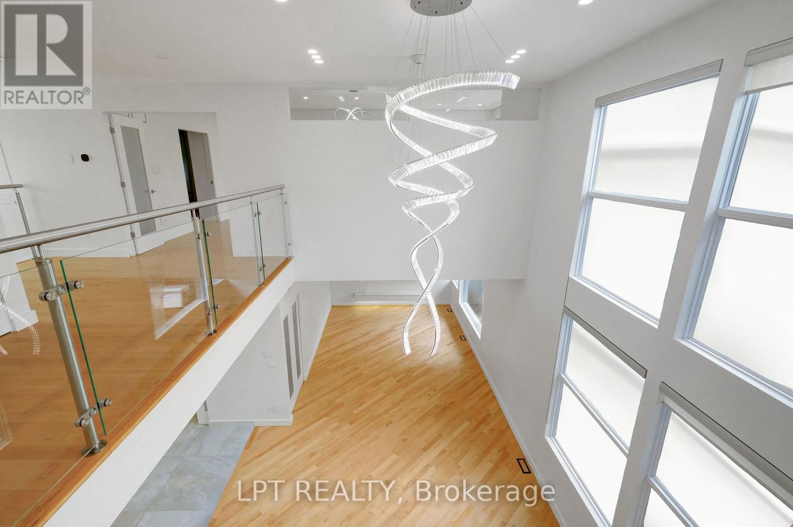 298 Crestview Road, Ottawa, ON - Indoor