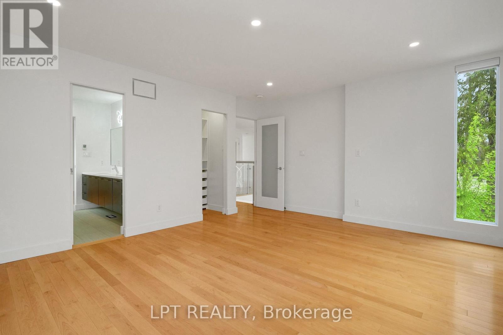 298 Crestview Road, Ottawa, ON - Indoor Photo Showing Other Room