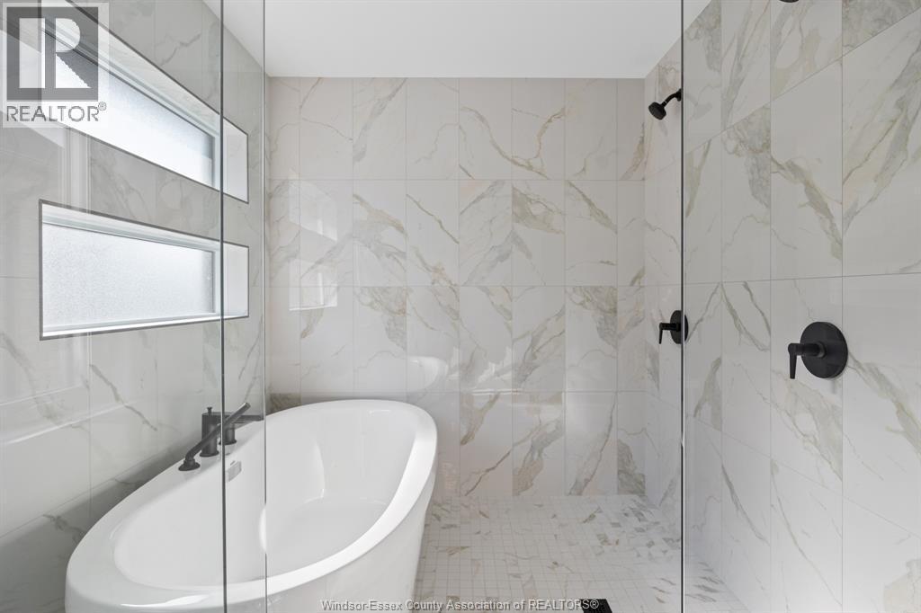 1229 Campana Crescent, Lakeshore, ON