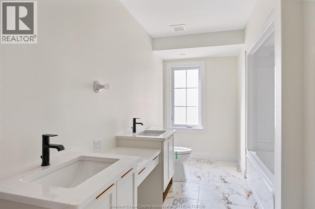 1229 Campana Crescent, Lakeshore, ON