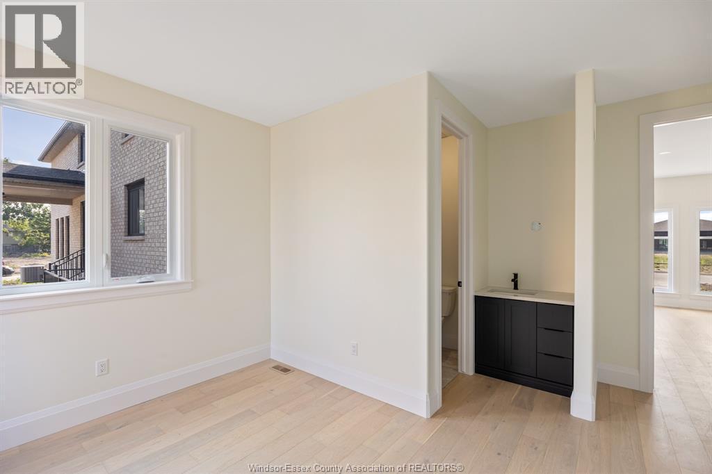 1229 Campana Crescent, Lakeshore, ON