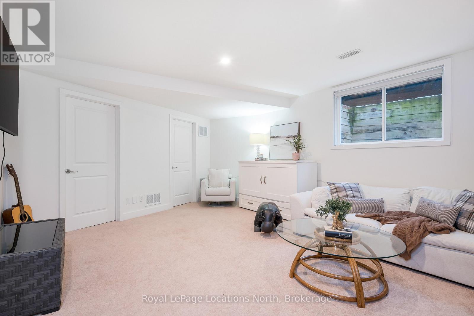 22 - 104 Farm Gate Road, Blue Mountains, ON - Indoor Photo Showing Other Room