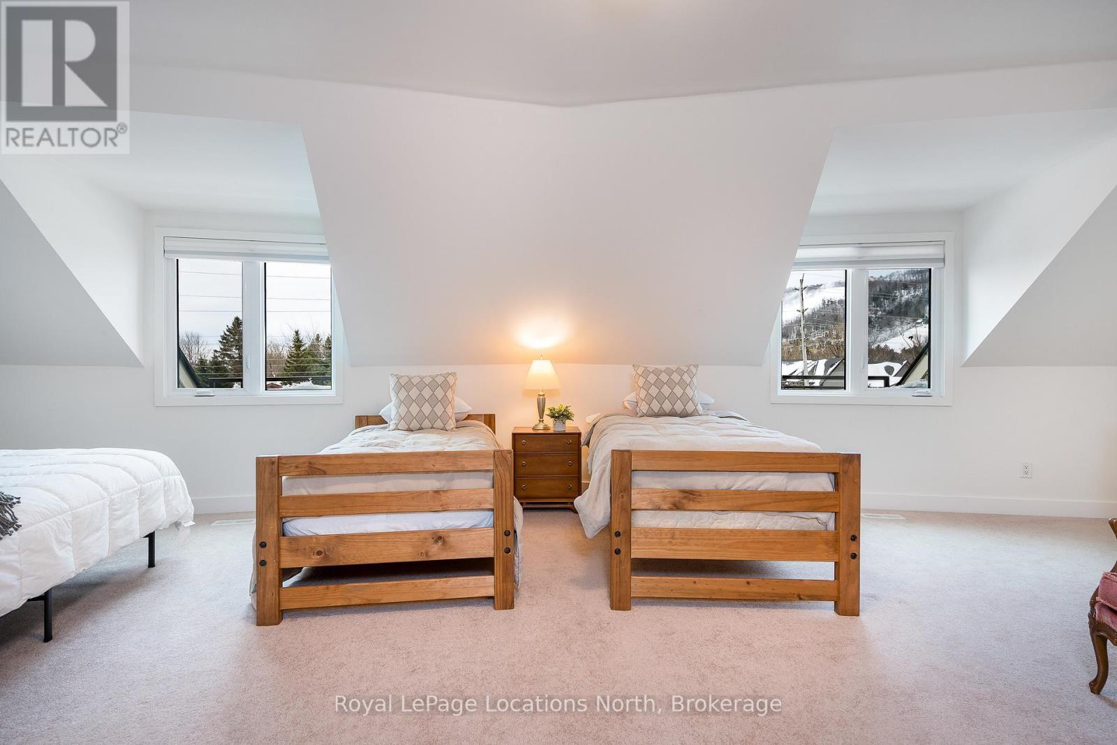 22 - 104 Farm Gate Road, Blue Mountains, ON - Indoor