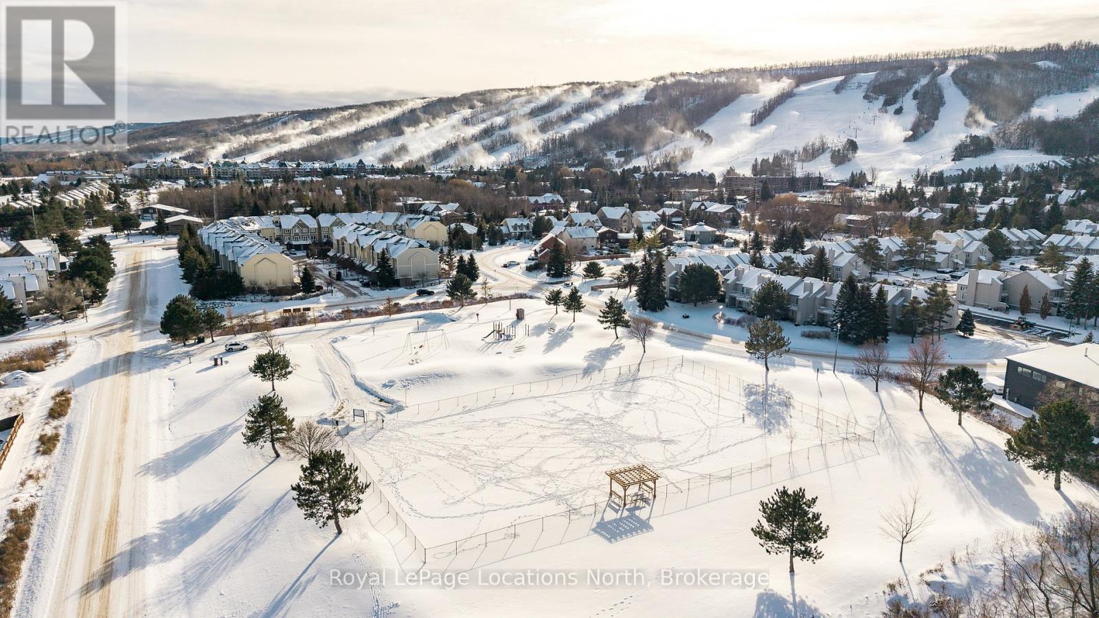 22 - 104 Farm Gate Road, Blue Mountains, ON - Outdoor With View