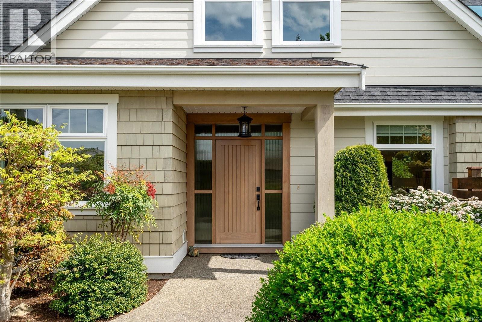 672 Lowry'S Rd, Parksville, BC - Outdoor