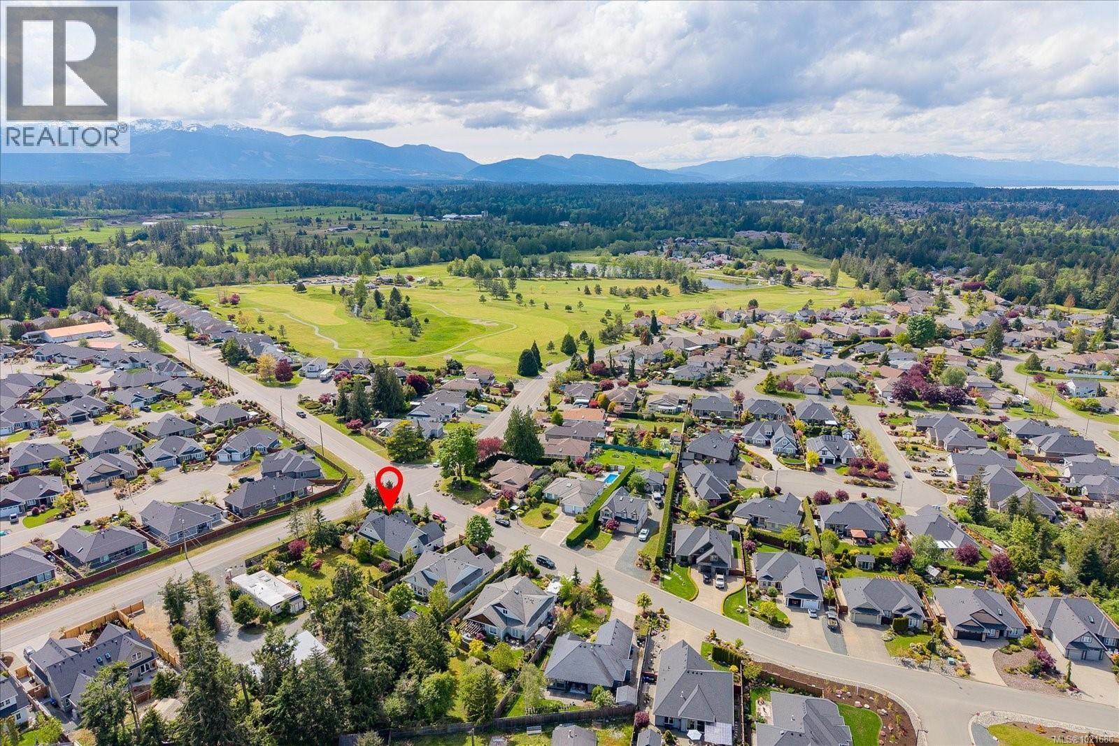 672 Lowry'S Rd, Parksville, BC - Outdoor With View