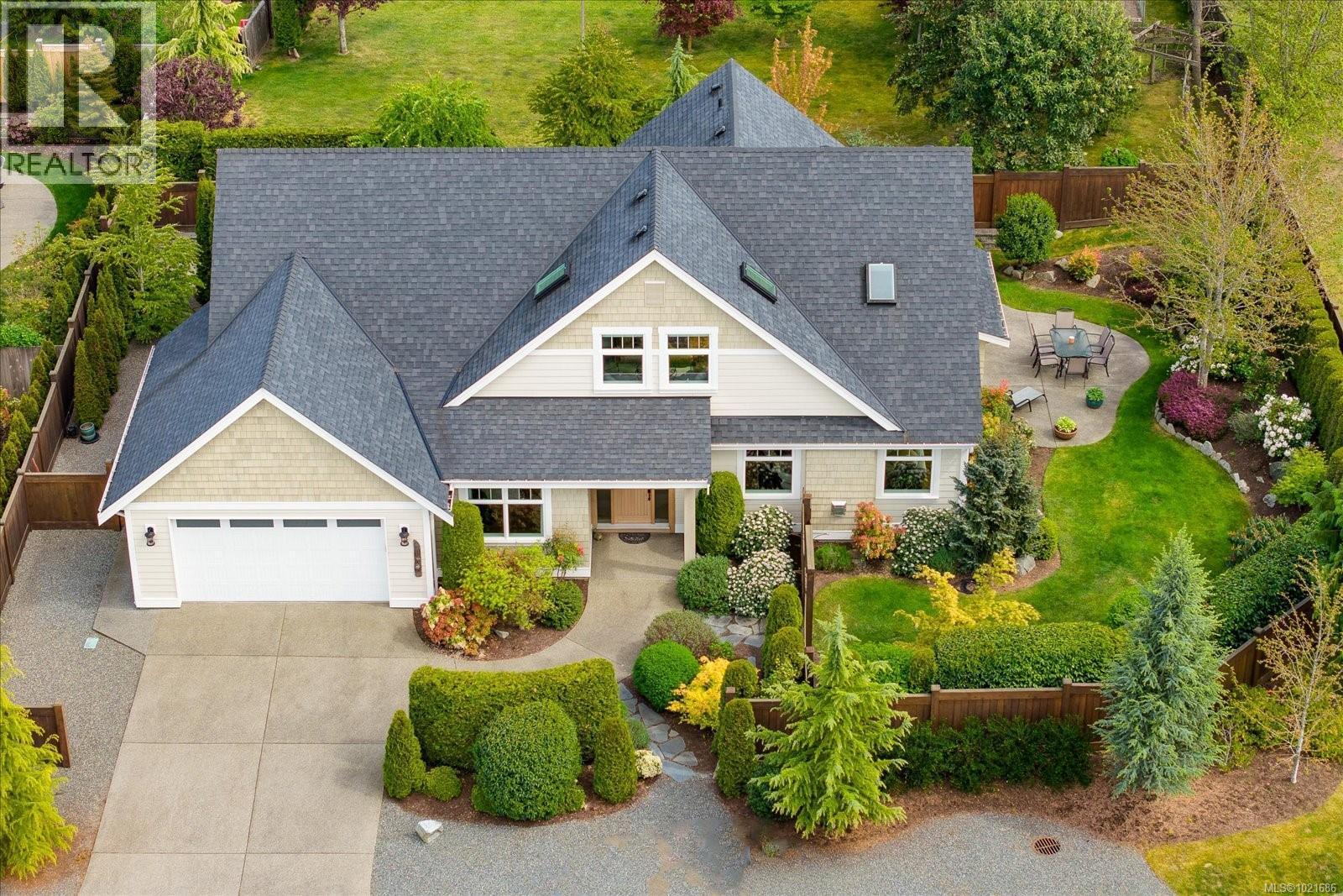 672 Lowry'S Rd, Parksville, BC - Outdoor