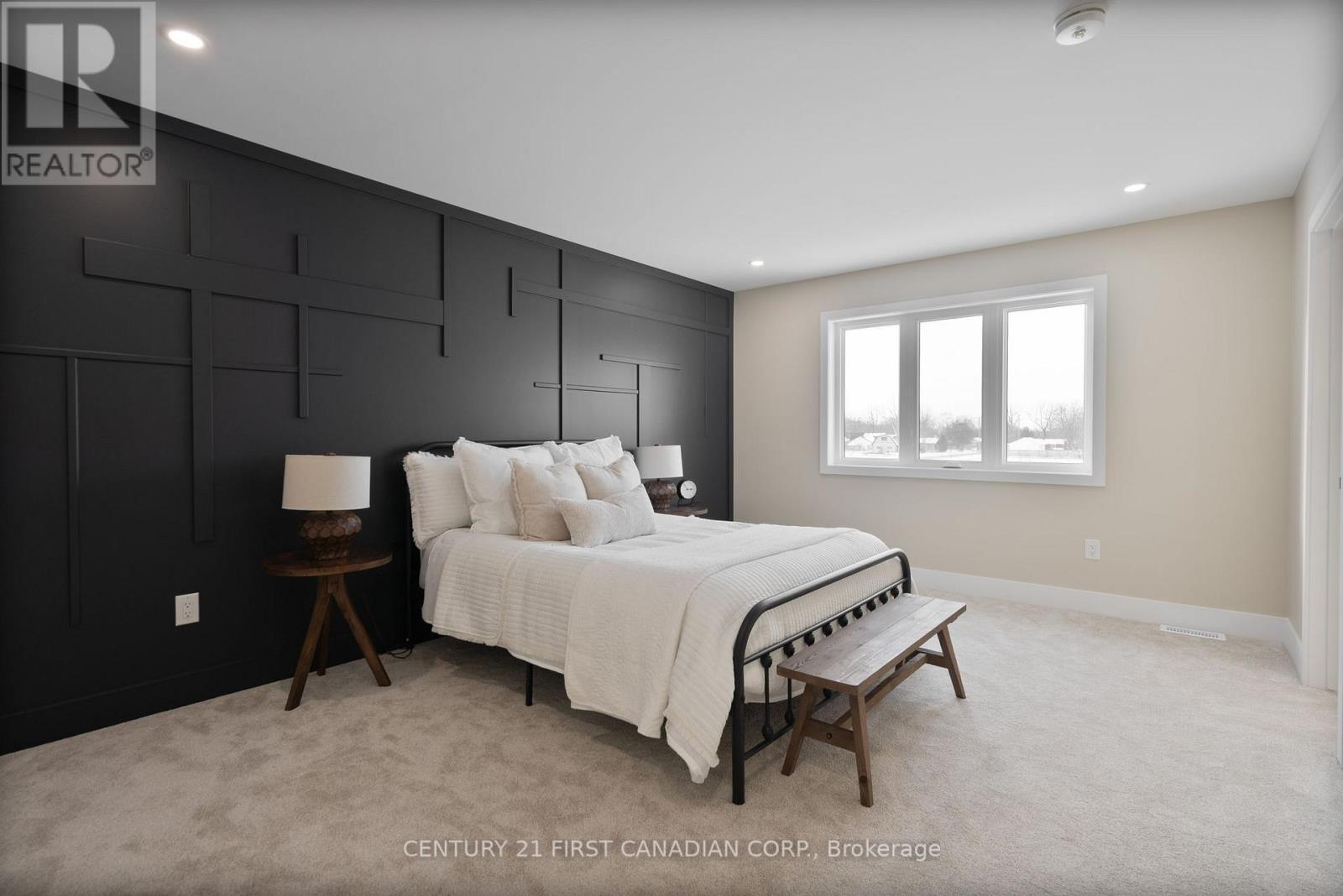 25 Sheldabren Street, North Middlesex (Ailsa Craig), ON - Indoor Photo Showing Bedroom