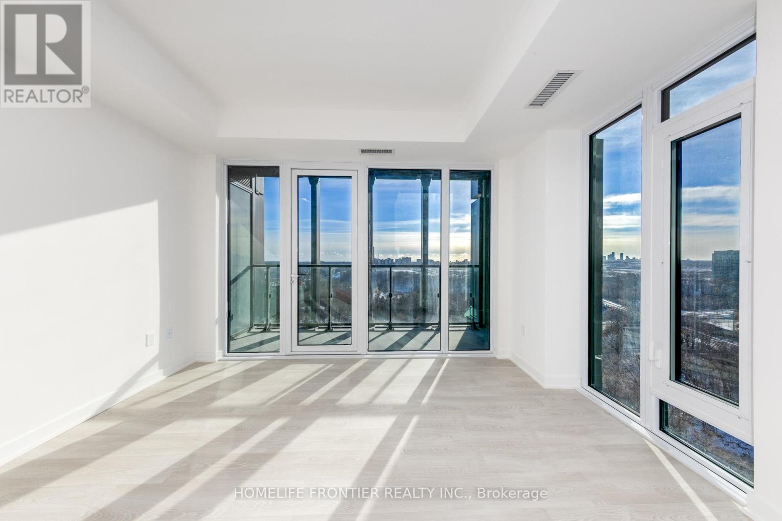 1414 - 1 Quarrington Lane, Toronto, ON - Photo Showing Other Room