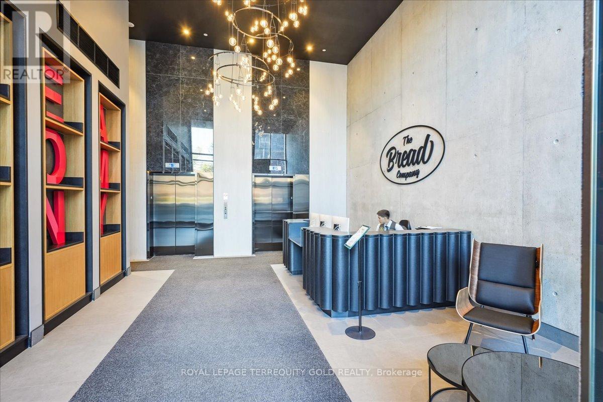 2003 - 195 Mccaul Street E, Toronto, ON - Indoor Photo Showing Other Room