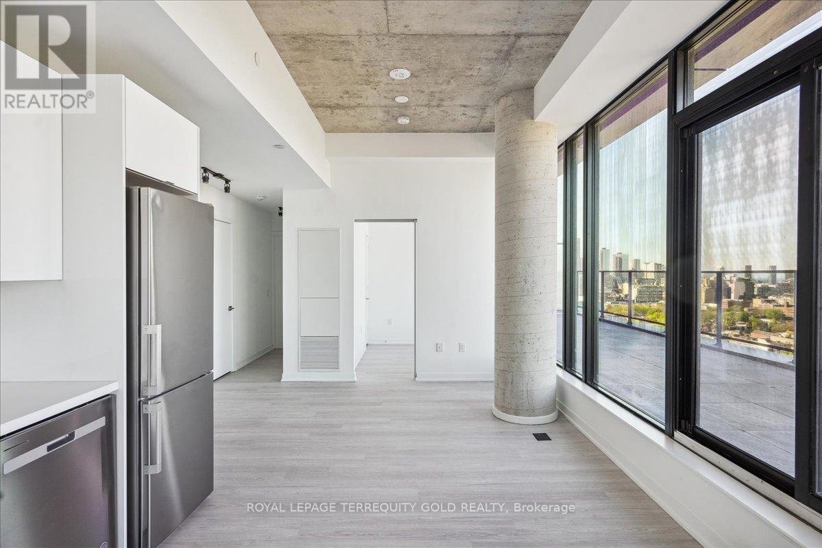 2003 - 195 Mccaul Street E, Toronto, ON - Indoor Photo Showing Other Room